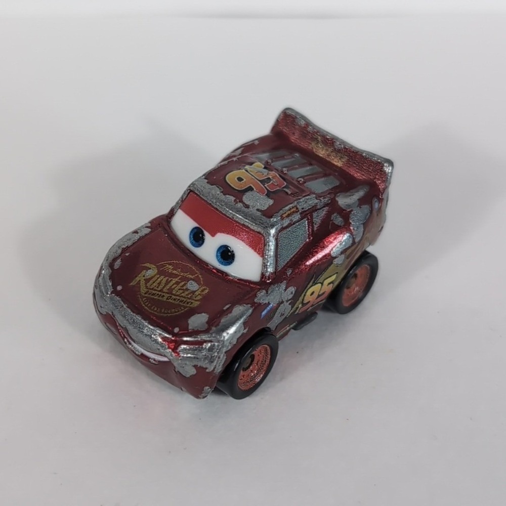Disney Pixar Cars Lightning McQueen Rust-eze Mini Racers Mattel Diecast Red